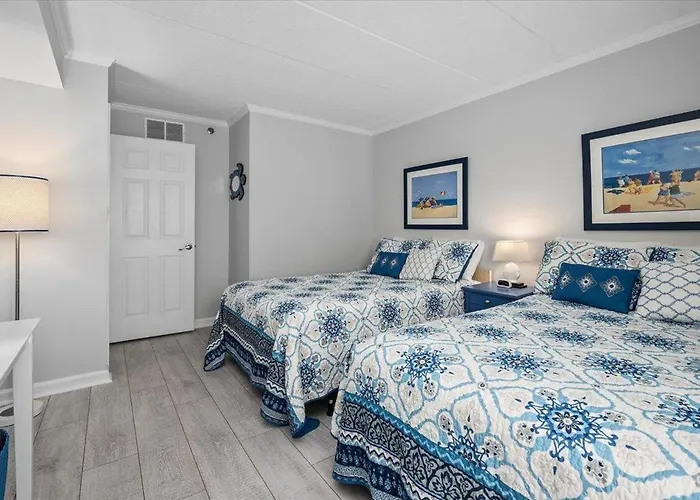 Holiday home Direct Bay Front With 2 Bedrooms, Outdoor Pool, And 2 Parking Spaces! Ocean City